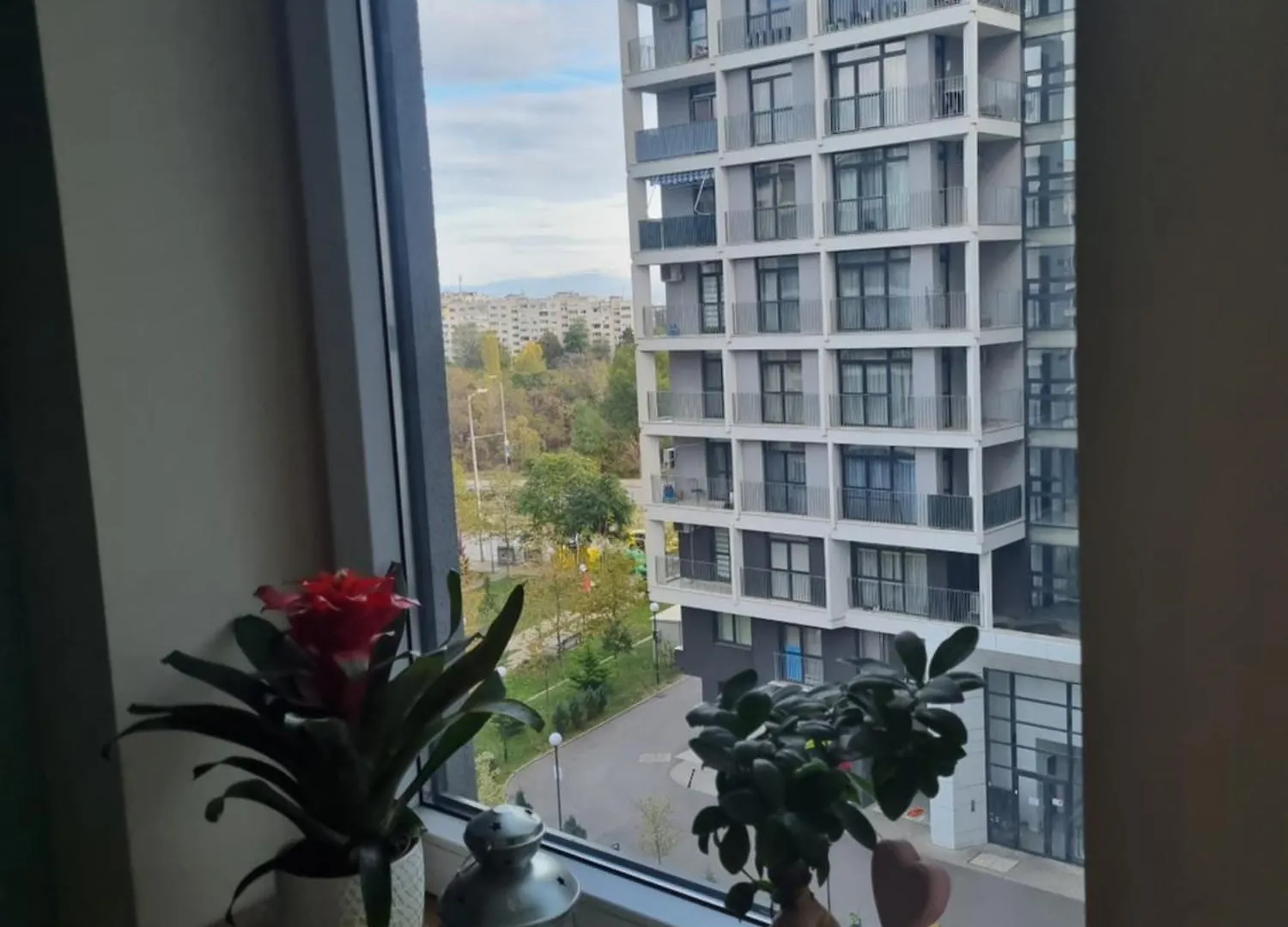 Modern, Cute And Comfy Apartment - Free Private Parking София Болгария