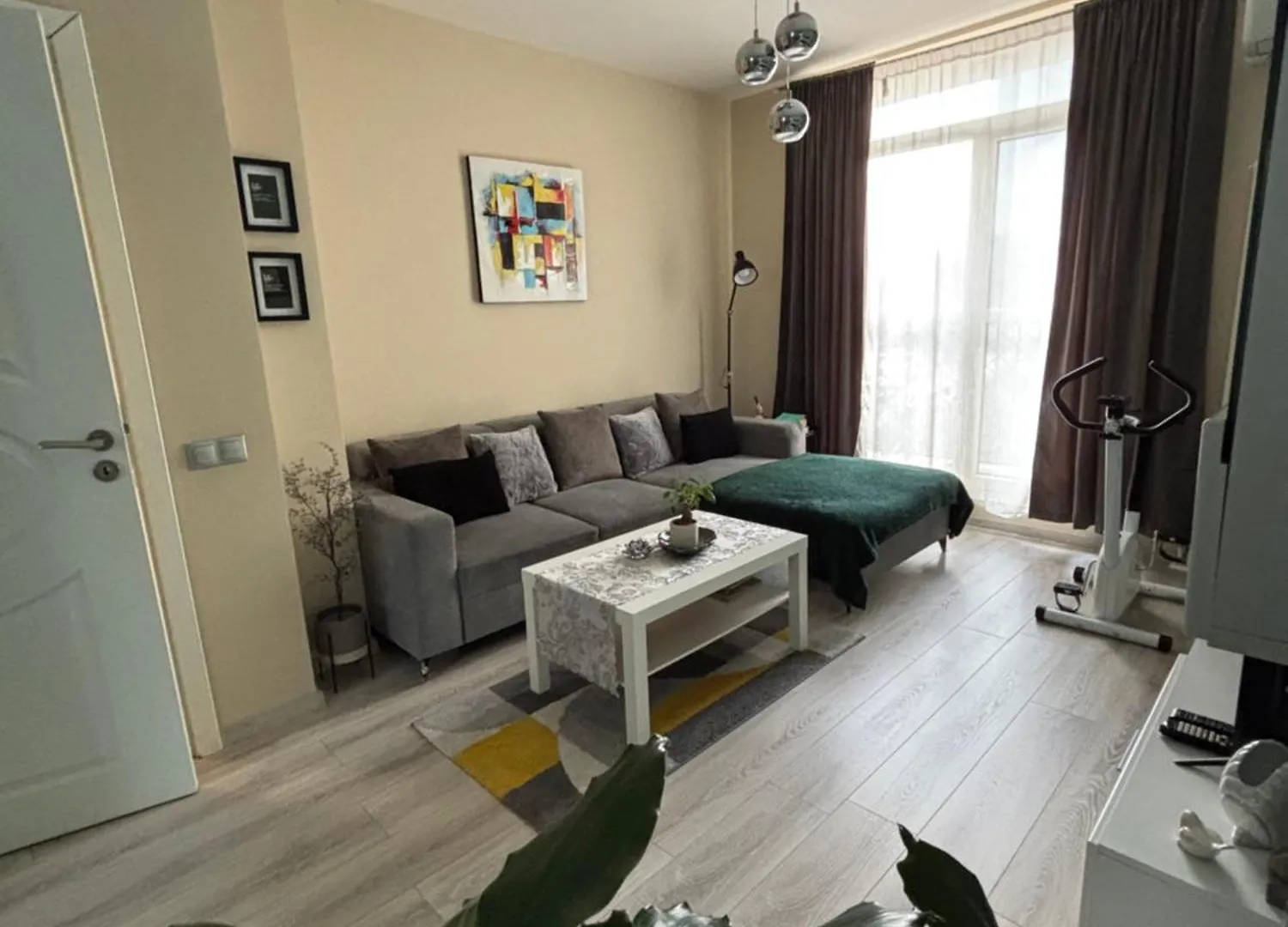 Modern, Cute And Comfy Apartment - Free Private Parking Sofia